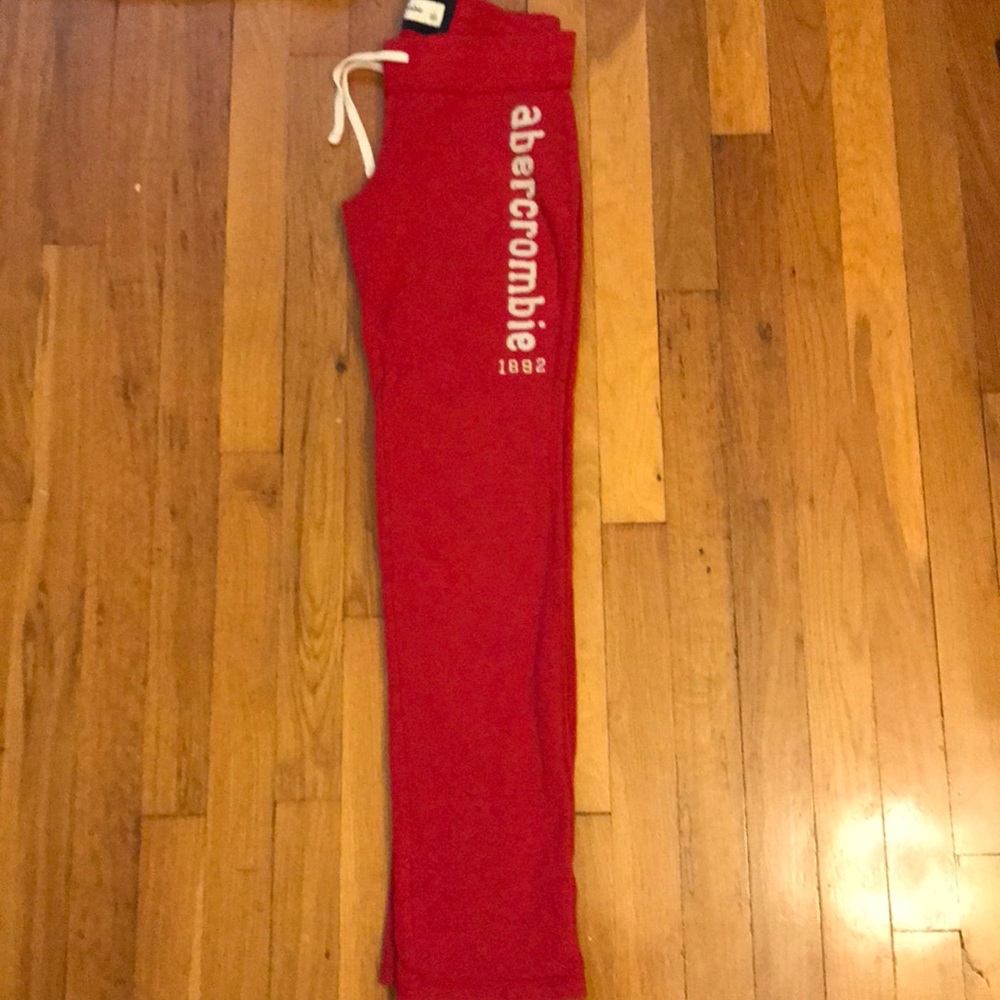Red Abercrombie and fitch sweatpants (girls)